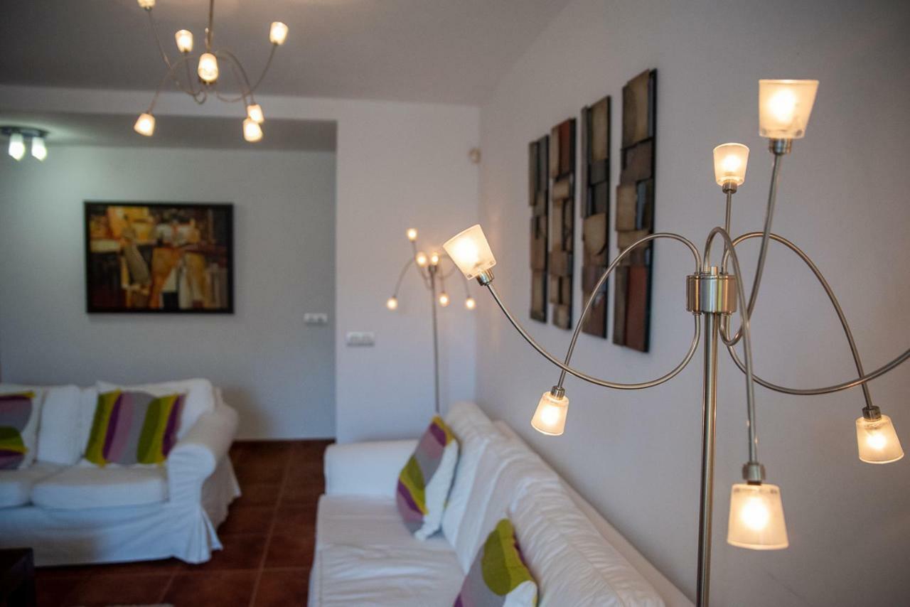Casa Idilica Apartment คอร์ราเลโฮ ภายนอก รูปภาพ